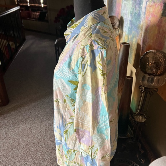 Talbots Pastel Blouse - Picture 5 of 6